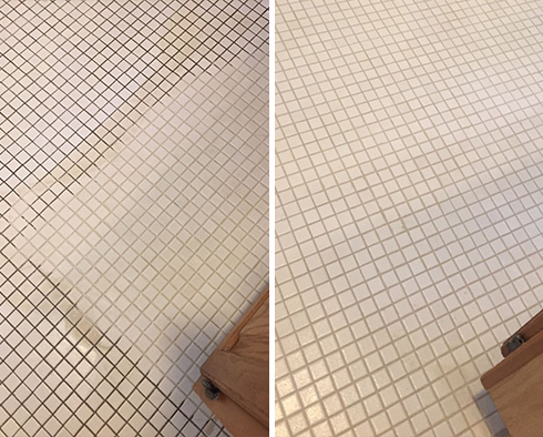 Bathroom Floor Before and After a Grout Cleaning in Sahuarita